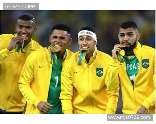 足球明星解说的魅力与技巧探讨，如何让比赛更精彩更引人入胜