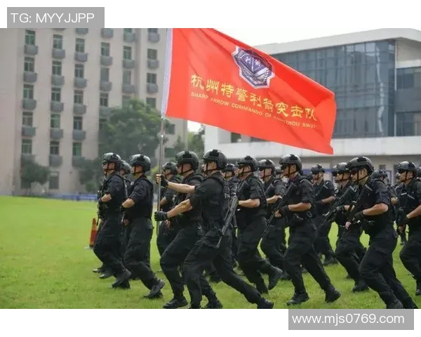 杭州攀岩队中路突破战术解析与实战应用探讨 杭州攀岩队中路突破战术解析与实战应用探讨